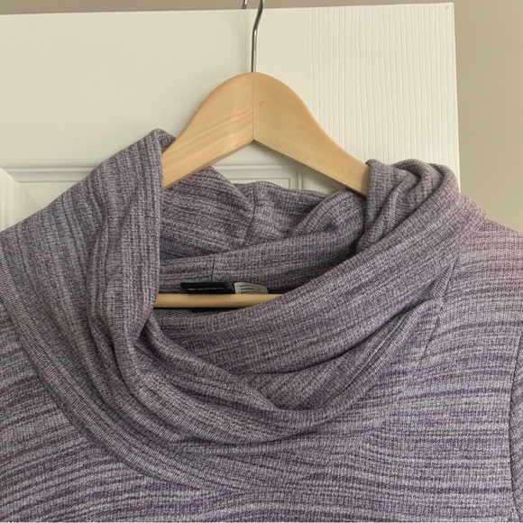 Bench Sweatshirt - Picture 6 of 9